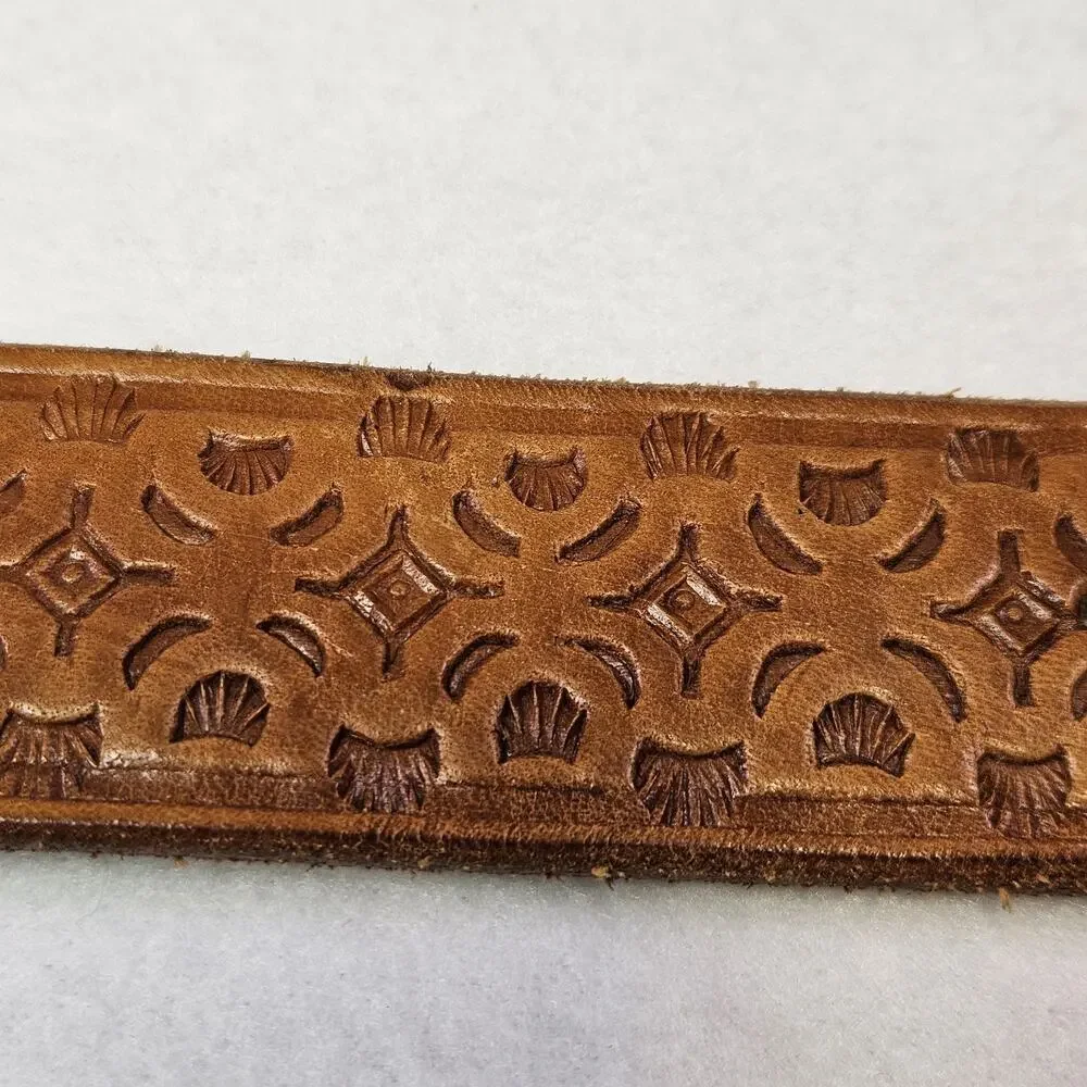 Vintage Tooled Leather Western Belt Mens 42 Boho Southwestern Removable Buckle